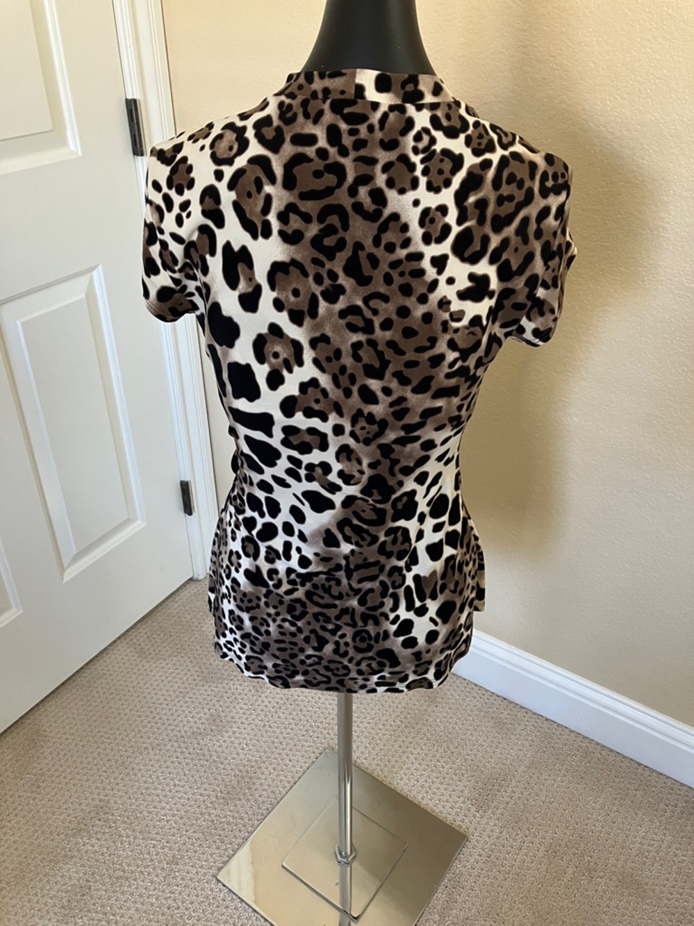 Cache leopard print top - Picture 4 of 5